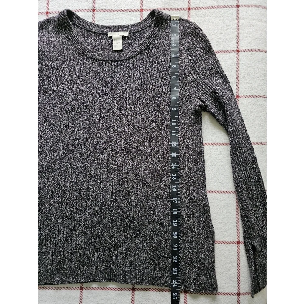 H&M | Ribbed Knit Split Cuff Sweater - Picture 9 of 10